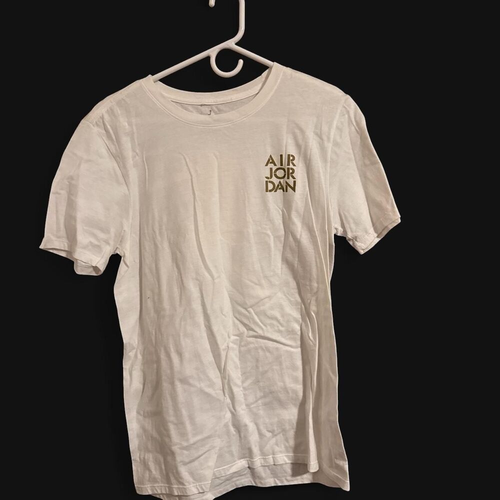 Nike Men's White T-shirt